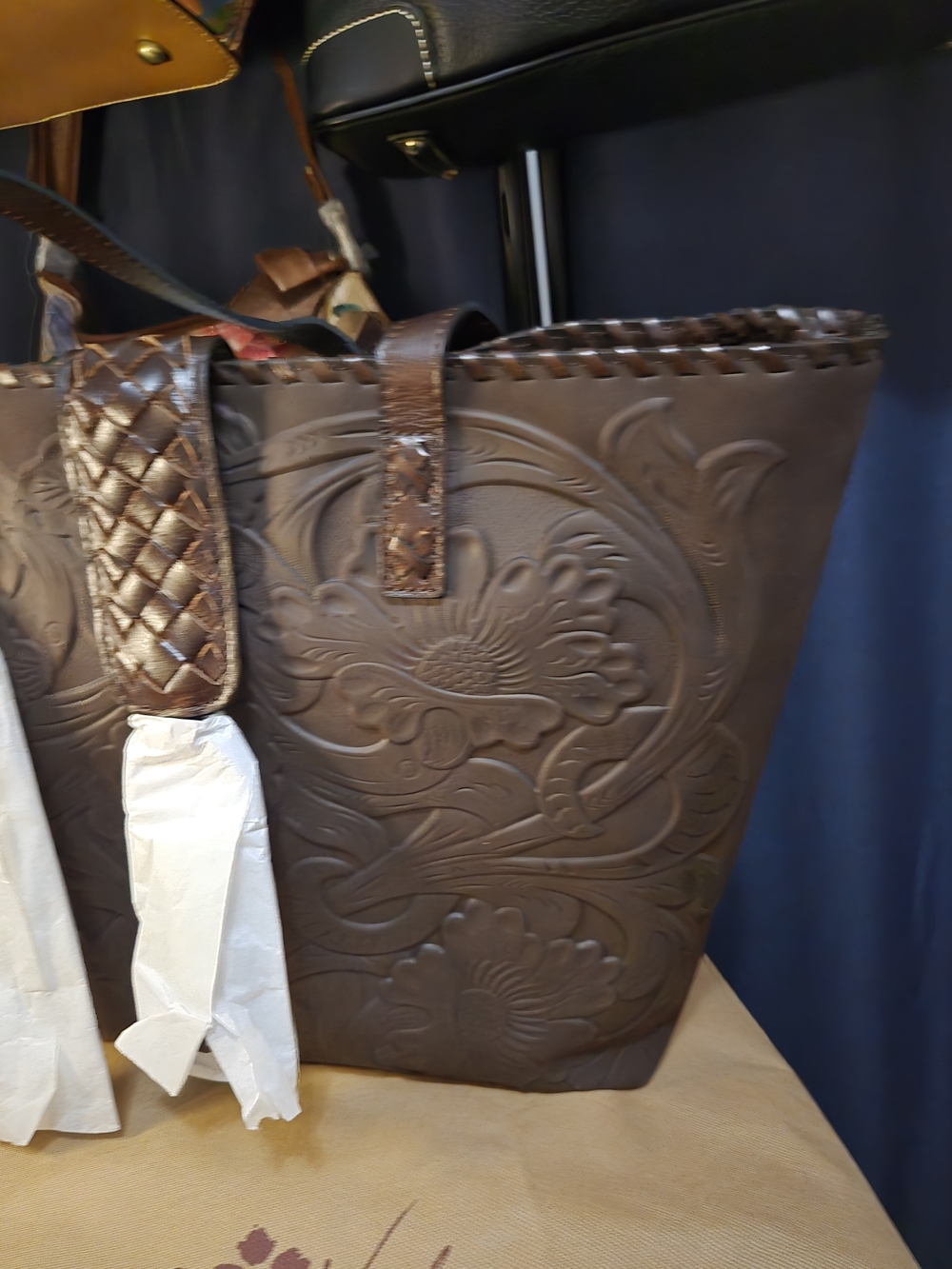 Patricia Nash Lge Rich Brown Floral Embossed Tote with Braided Accent. Rare. NWT - Picture 17 of 17